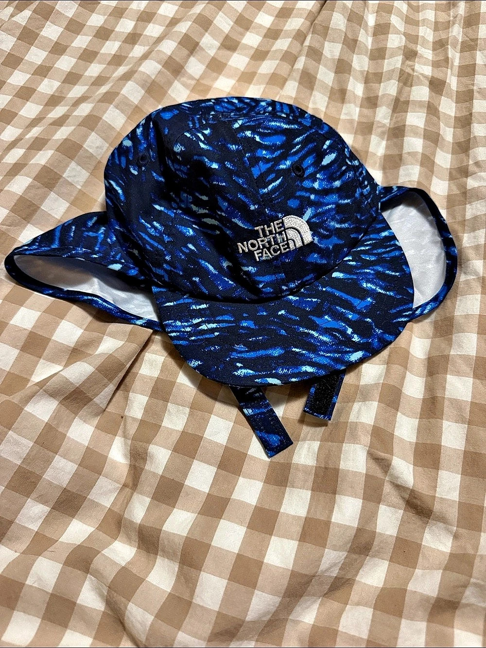 The North Face Baby Class V Sun Buster Hat Blue & Black 6-24 Months NWOT